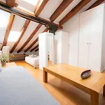 Cuento Apartments